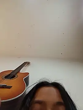 Emma_Everett's cam snapshot