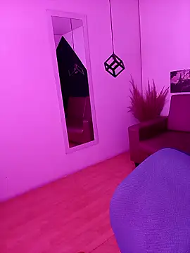 Veronica_Lewis_'s cam snapshot