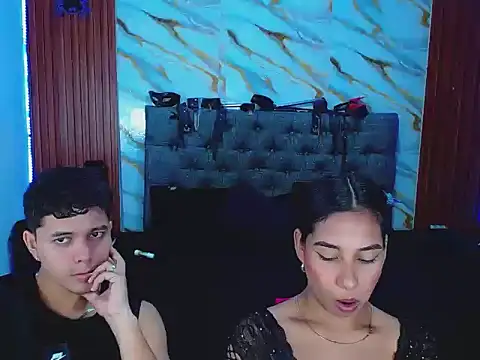 Meryandcris live sex cam