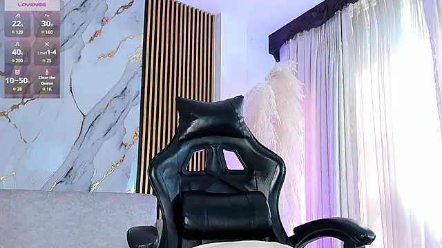 JulienSaint live sex cam