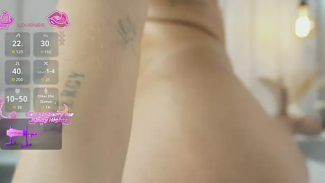 Annyy_Rosse's cam snapshot