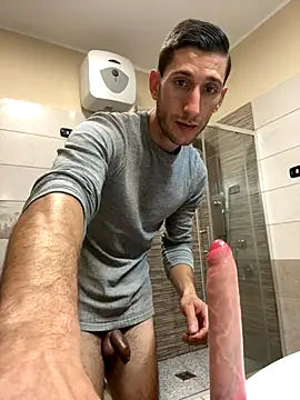 Gionnytav live sex cam