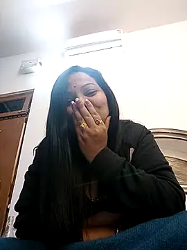 Cute-Janvi20 live sex cam