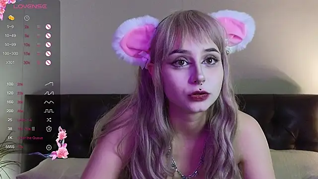 _JustCass_'s cam snapshot