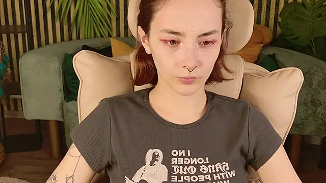 Chris_enigma's cam snapshot