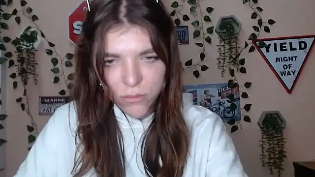 Sweeet_Emilyy's cam snapshot