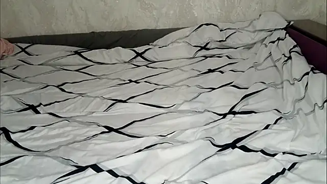 LinaWatter's cam snapshot