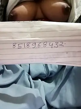 LOVE-VIKA's cam snapshot