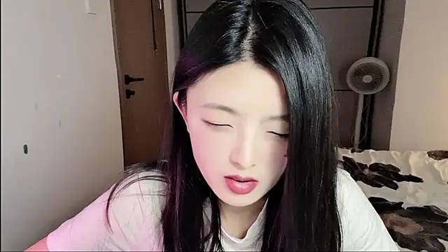 ronronner233's cam snapshot