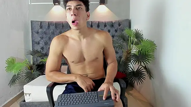 ALAN_REDINGER's cam snapshot