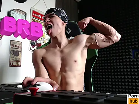 Mr_Lollipop77's cam snapshot