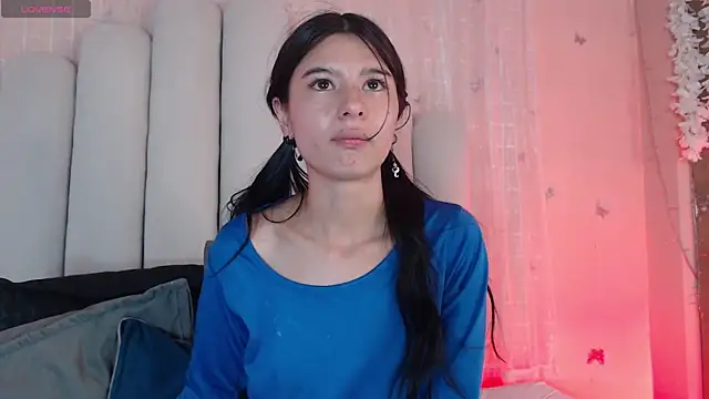 SweetRenata_'s cam snapshot