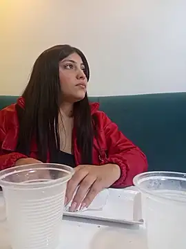 Kyra_Right's cam snapshot