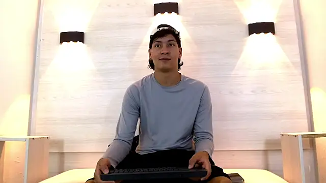 Jhojan_twink's cam snapshot