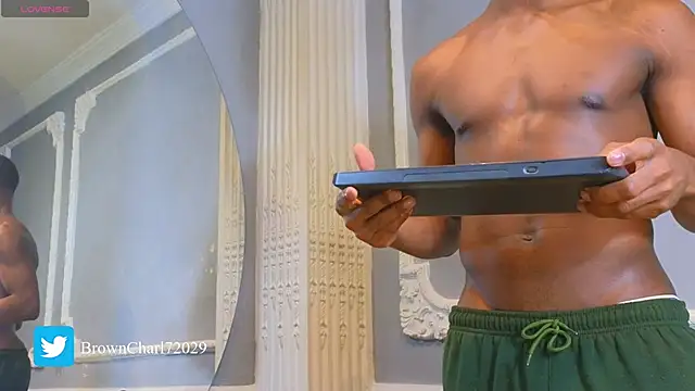 CharlesBrown_'s cam snapshot