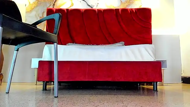 MAISE_HILL1's cam snapshot