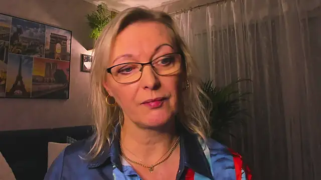 vanessa_chat's cam snapshot