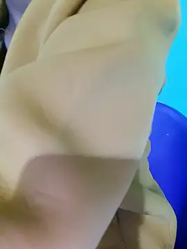 Ragini-Devi's cam snapshot