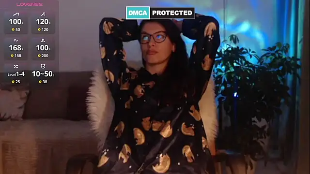 Sensual-Adeline's cam snapshot