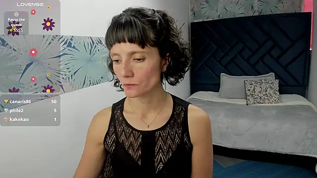 Valery_More__'s cam snapshot