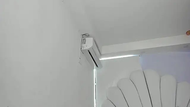 ginebra_ness's cam snapshot