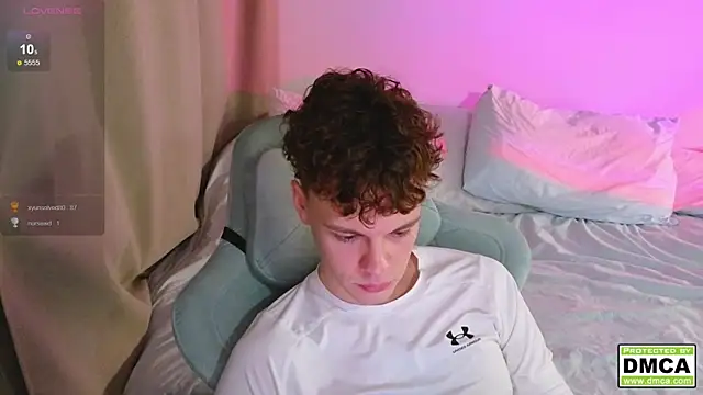 cute_thomas live sex cam