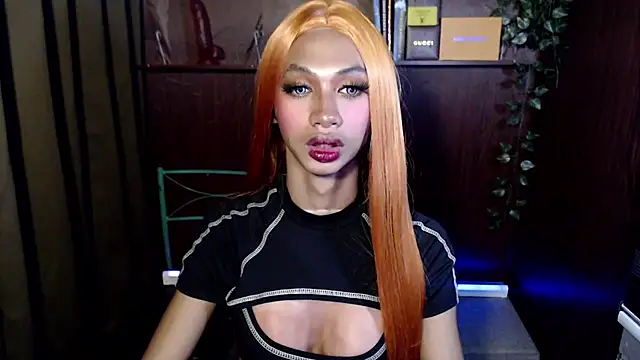 PrettyLatiina live sex cam