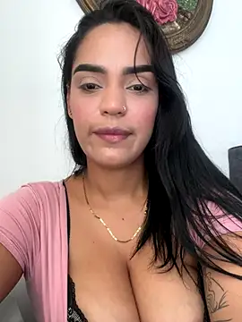 Sara-77's cam snapshot