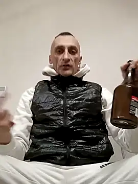 ANGELSANTAMARIA-'s cam snapshot