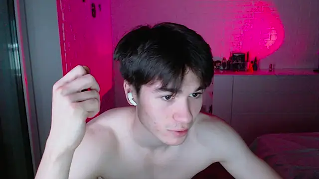 MarkusDean live sex cam