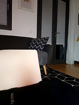 AryaSummersReal live sex cam