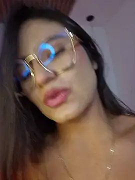 Lu_Alzafirah's cam snapshot