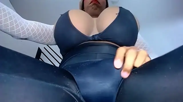 valentinabigcock23 live sex cam