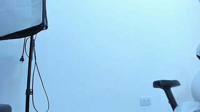 Brittany_cute18 live sex cam