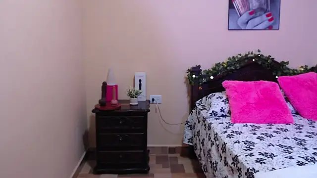 sara_florez1's cam snapshot