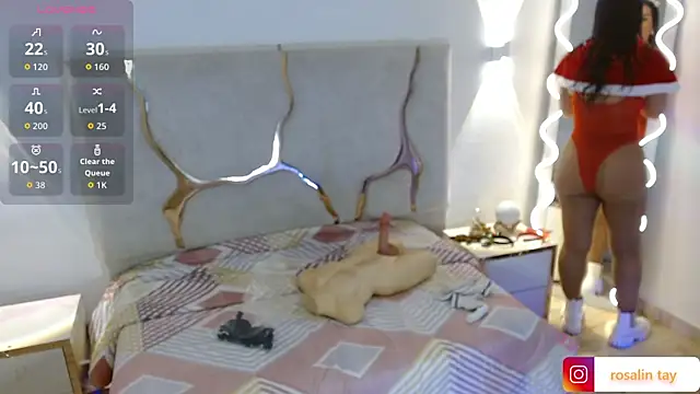 Rosalind_tay's cam snapshot