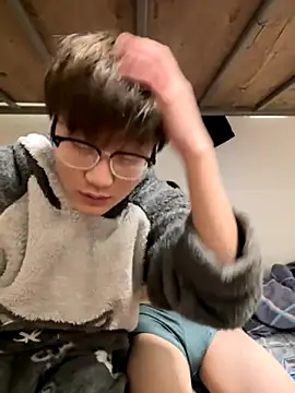 KK-cuteboy live sex cam