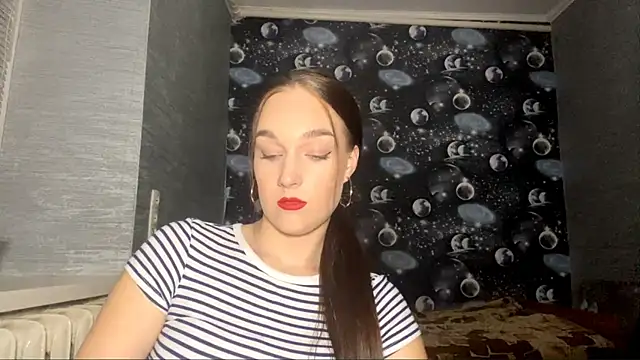 YahairaDuracher live sex cam