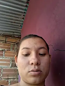 hot-mom22 live sex cam