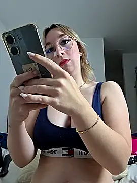 Giuliana_baby live sex cam