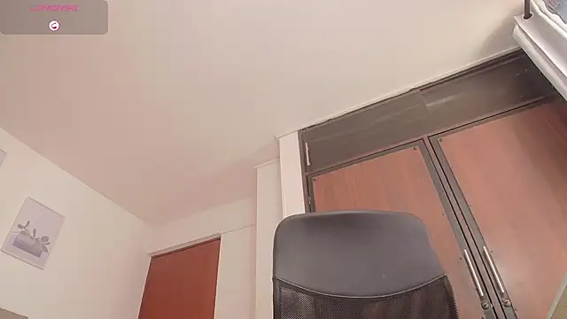 Miley_Baker live sex cam