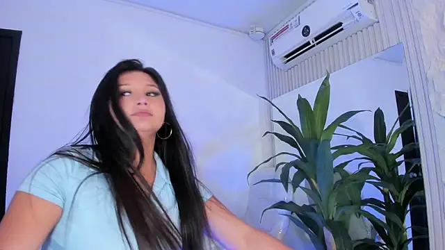 AvyMilton's cam snapshot