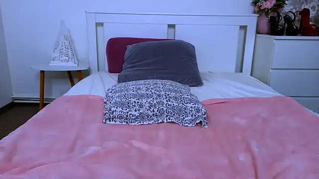 GabiCarter's cam snapshot