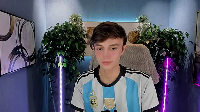 John_Weasley's cam snapshot