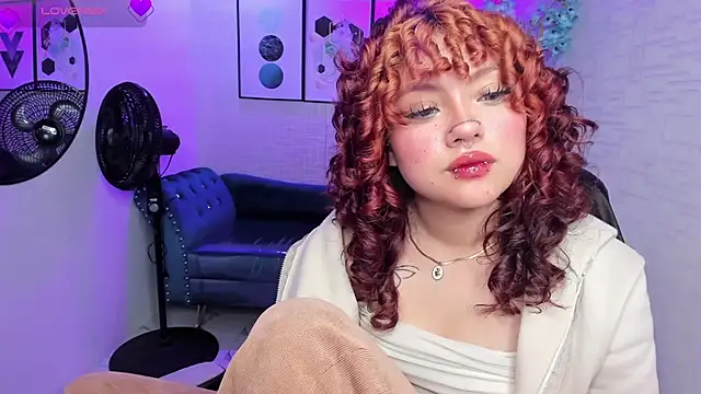 Theia_moon's cam snapshot