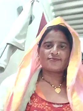 Quin_love143 live sex cam