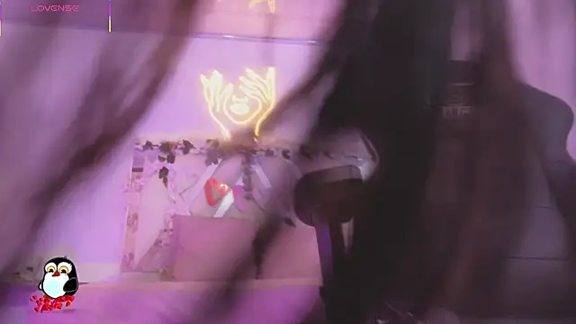 ZURY_TAY's cam snapshot