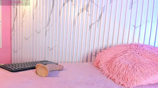 Missdionne_curly's cam snapshot