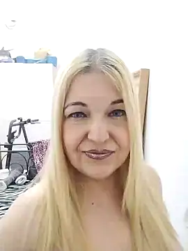 MarielaFerrer live sex cam