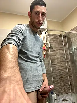 Gionnytav live sex cam